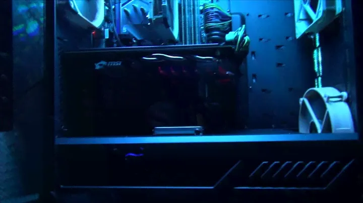 Корпус от компании AeroCool P7-C1 версия с стеклом.